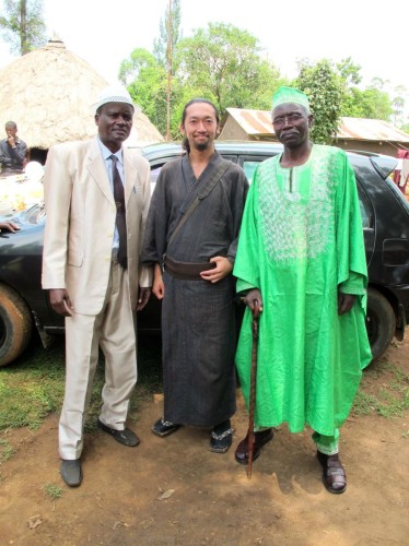 着物　アフリカ　伊藤研人